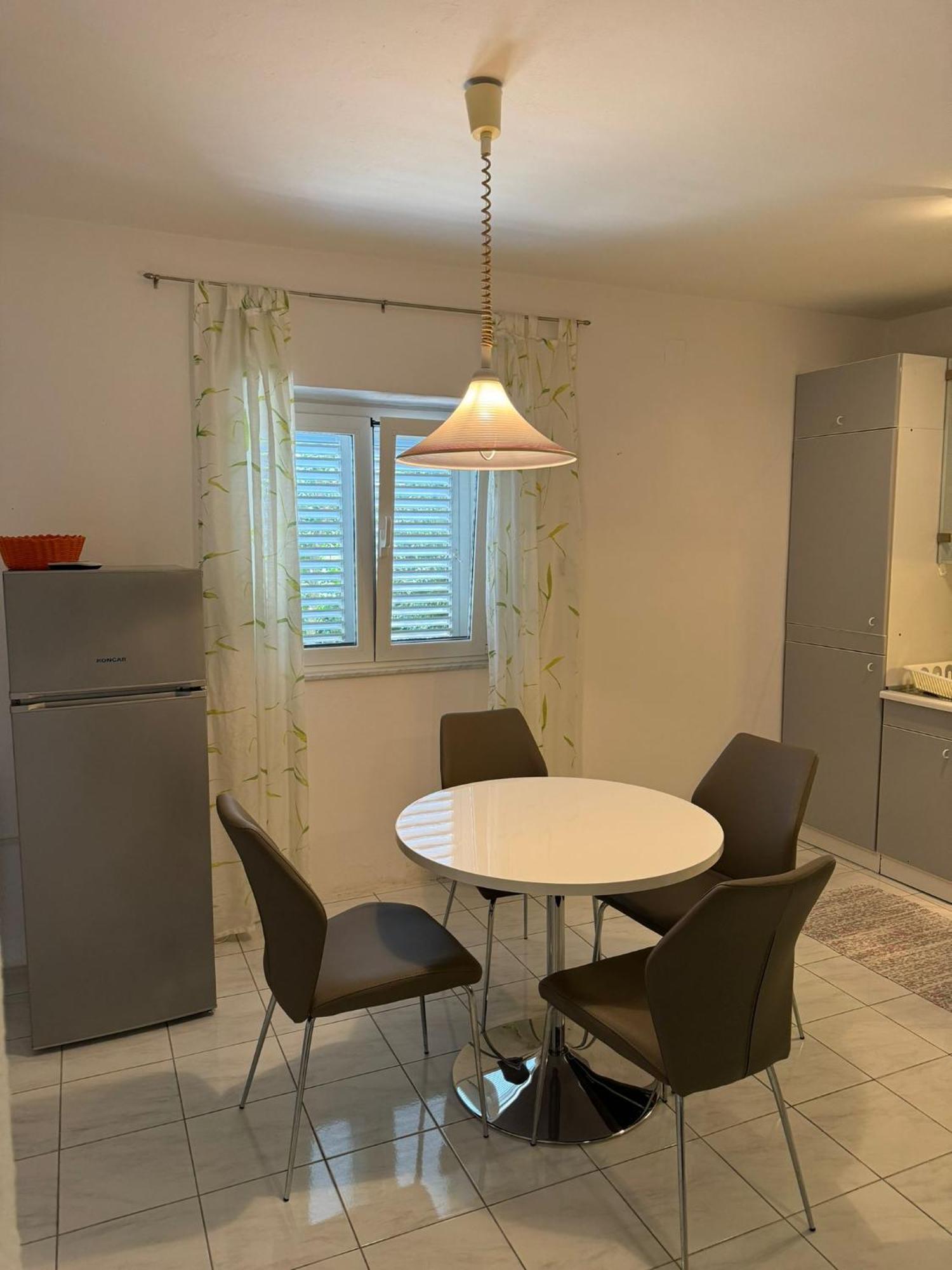 Apartman Kucer Đảo Krk Ngoại thất bức ảnh